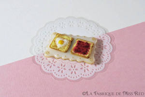 Breakfast toasts tray magnet