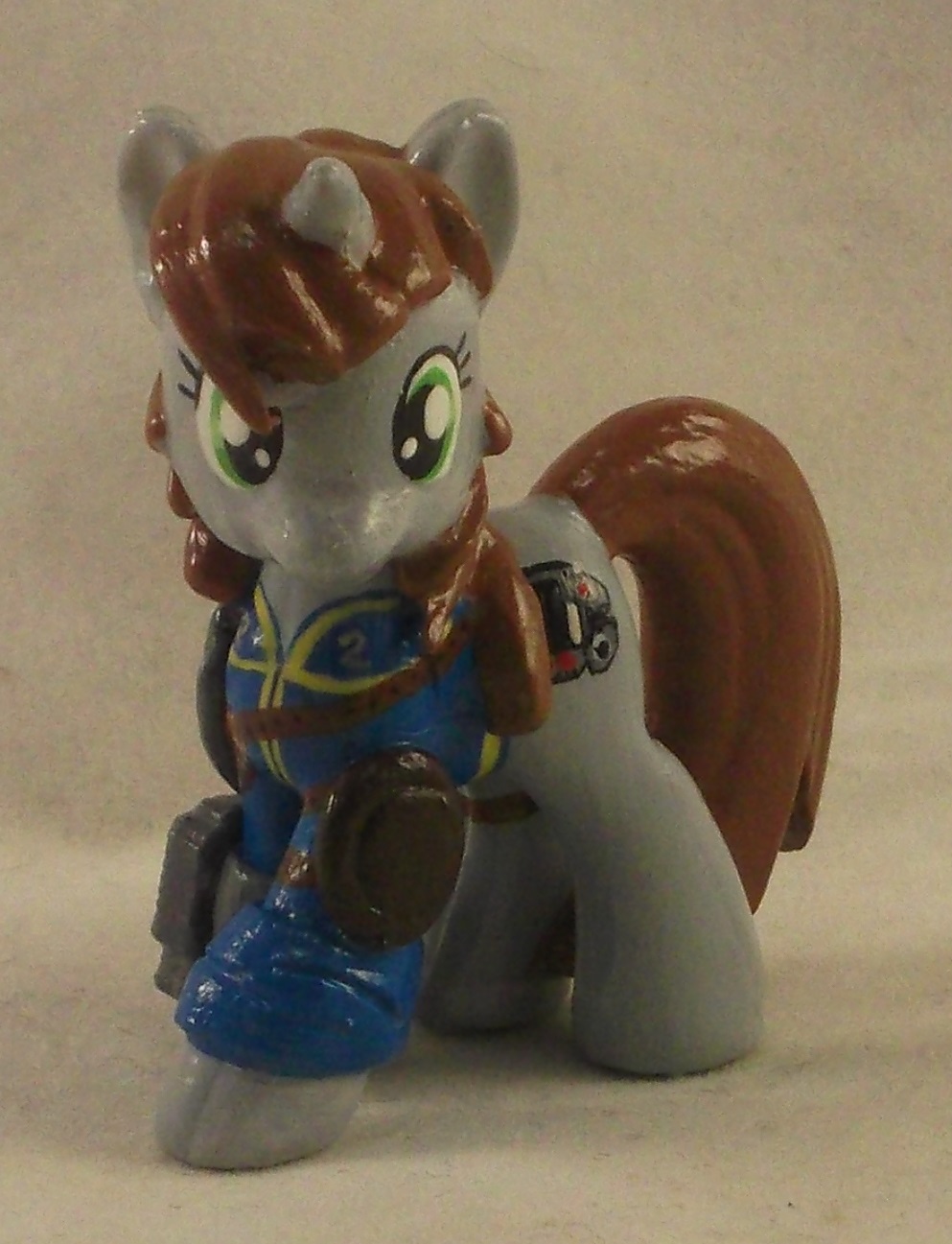 Custom Blindbag LittlePip with Barding