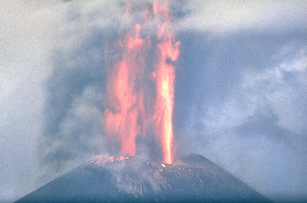 Tolbachik Volcano by MillerTheCockroach on DeviantArt