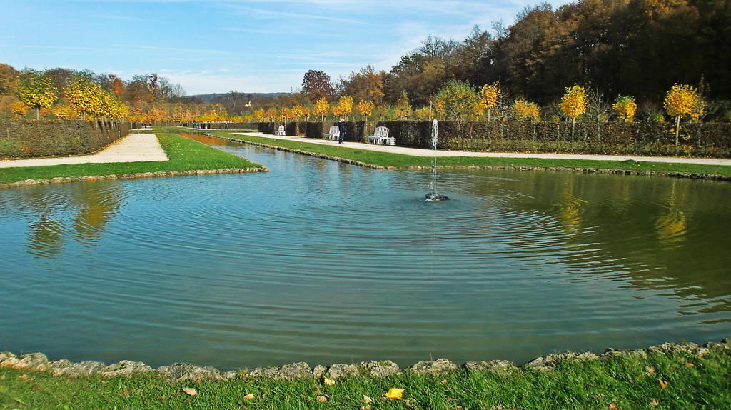 Autumn Fountain