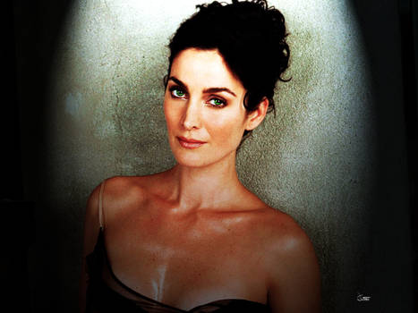 Carrie Anne Moss