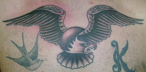 old school style eagle tattoo