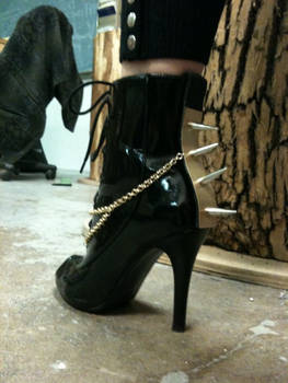 Dangerously Sexy Shoe Jewelry