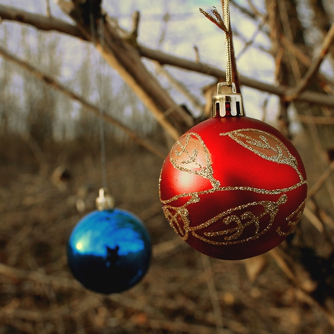 JingleBalls.... by airicalush
