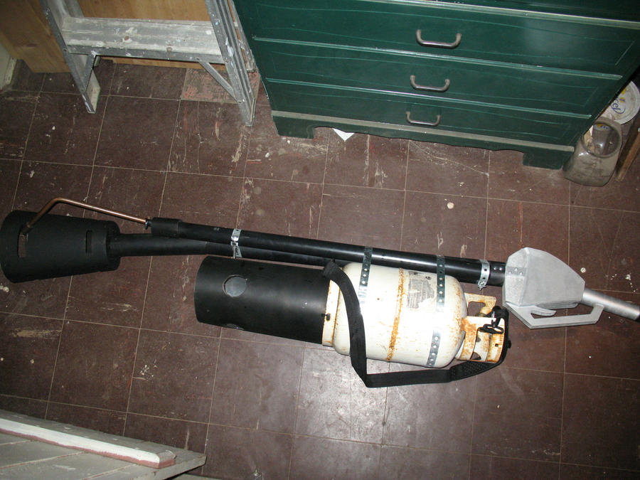 TF2 Pyro Flamethrower - WIP by Kalehiwa on DeviantArt