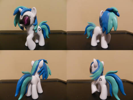 Vinyl Scratch