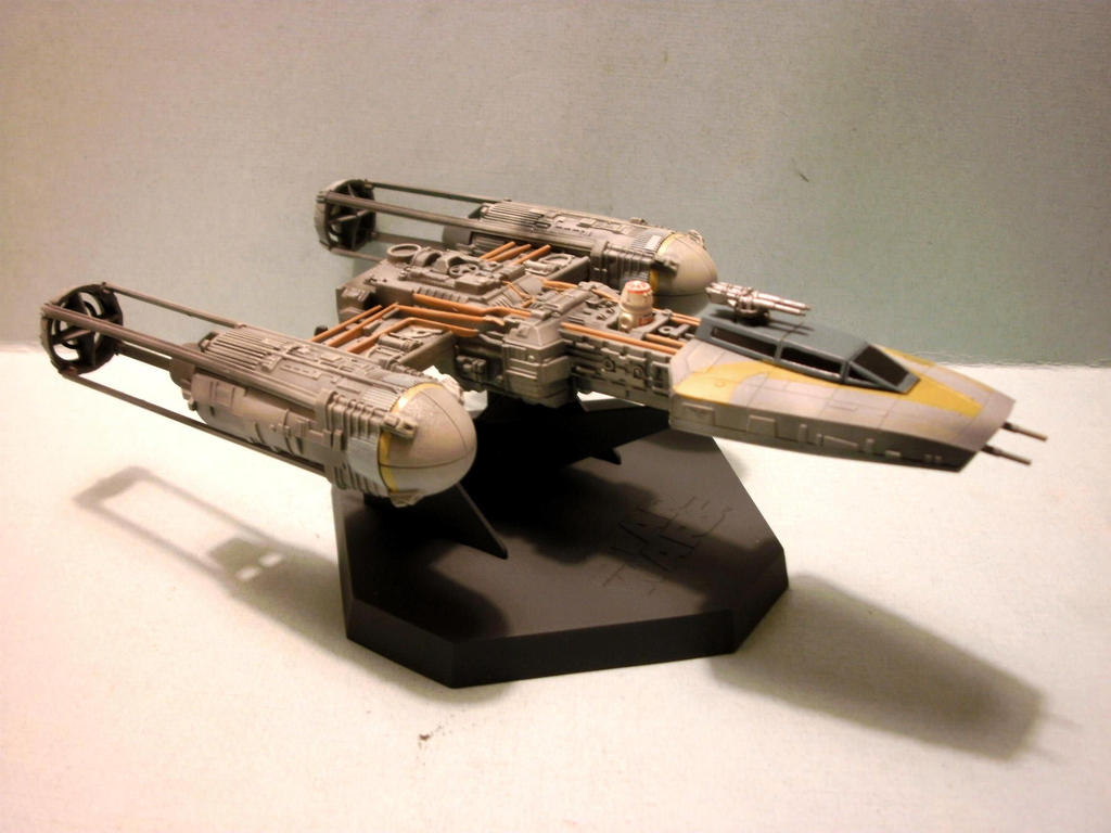 Star Wars_1:72 Y-Wing Fighter_ala Revell