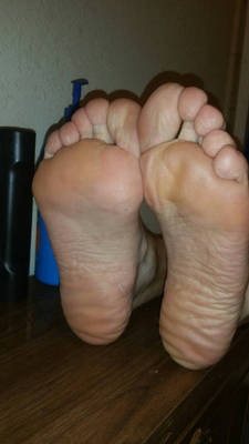 Mature feet gallery
