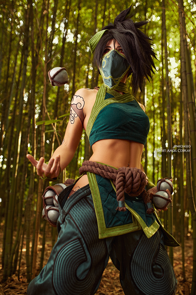 Coast Climatic mountains every day Akali Cosplay from League of Legends by MiciaGlo on DeviantArt