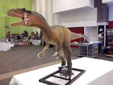 BABY ALLOSAURUS LIFESIZE