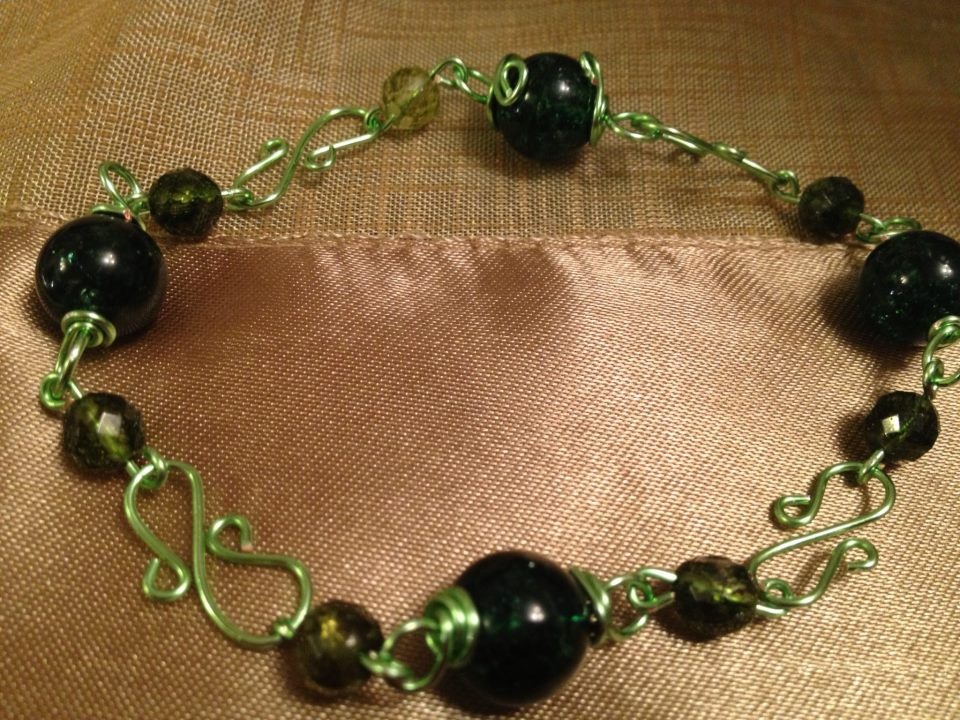 Green wire bracelet