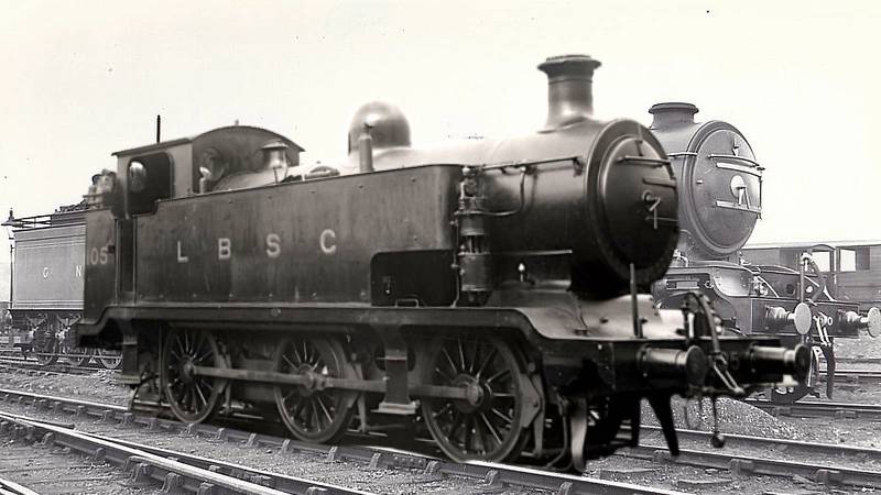 LNER A1 and LBSCR E2 by ROBTHEMAINLINEE2 on DeviantArt