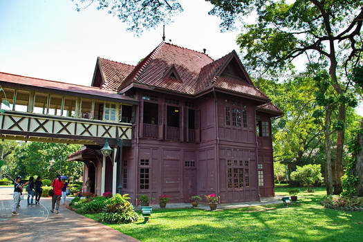 Mareerajaratanabulung Residence