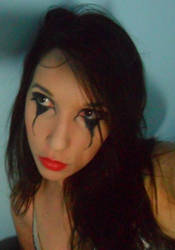 Dark make up