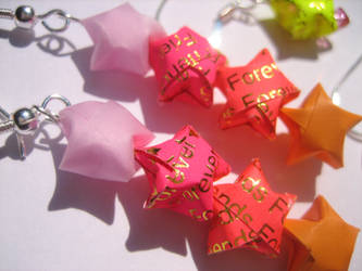 Paper star earrings 1