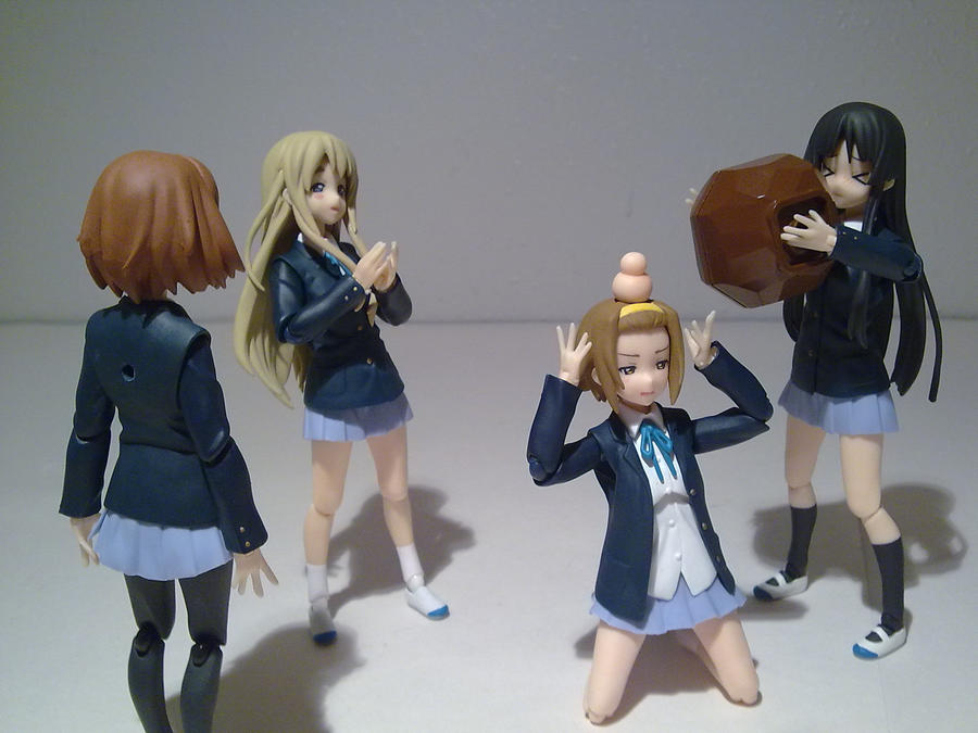 figma Ritsu Tainaka 09 by GardusKnight on DeviantArt