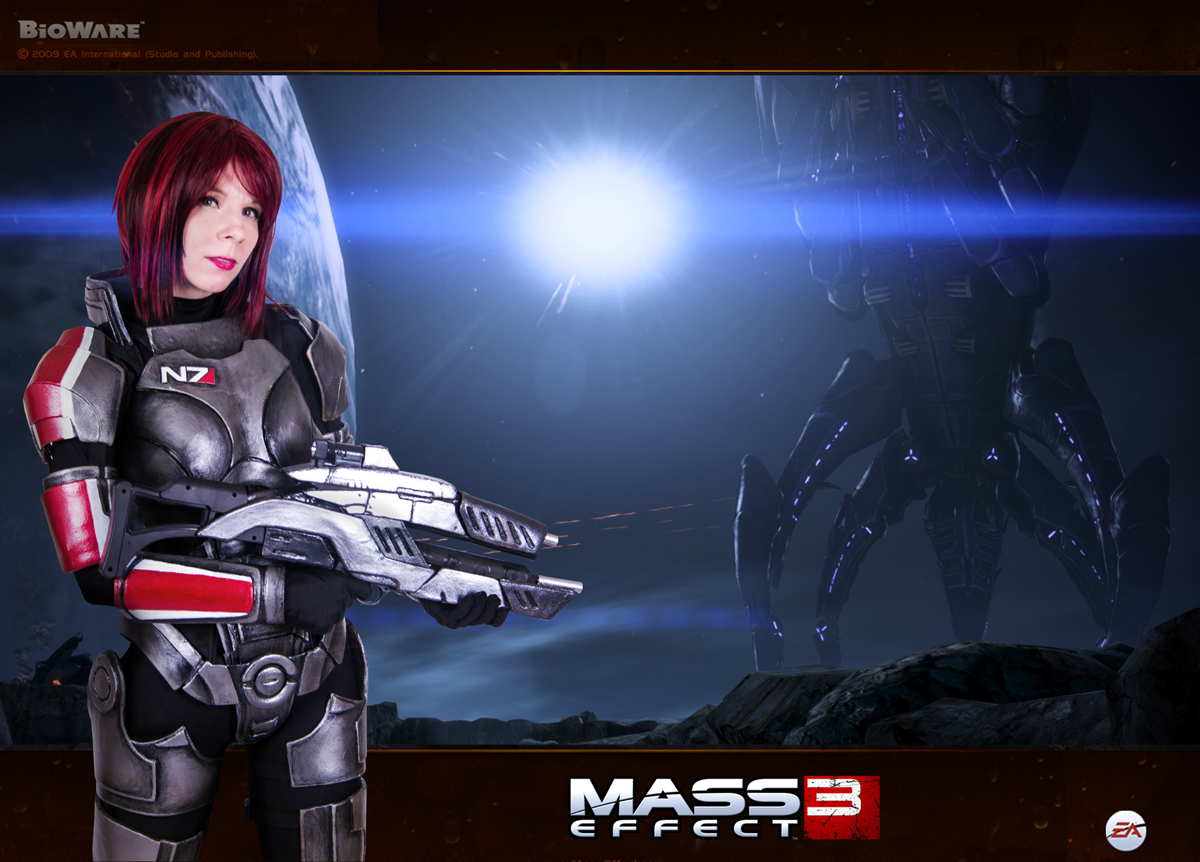 Mass Effect N7 cosplay