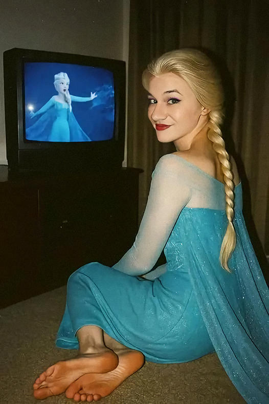 Christian Waldrip r63 elza watching frozen on crt by ...