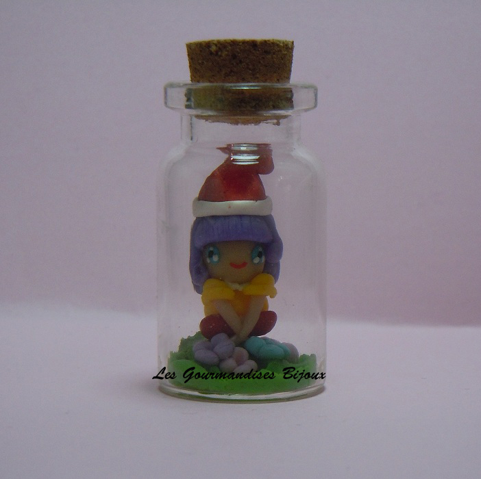 FIMO MEMOLE CARTOON IN A BOTTLE