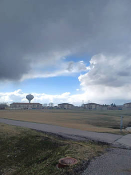 Clouds from the Western Horizon 