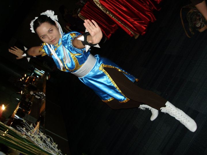 Chun-li Cosplay