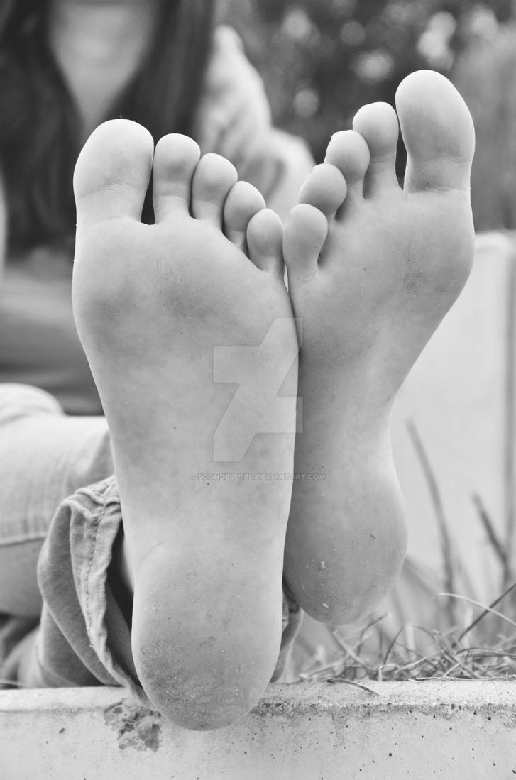 Angie's beautiful feet and soles 69 BW by SoonDeleted on DeviantArt