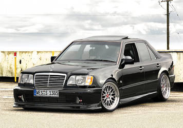 Mercedes W124