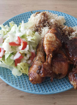 Cola-chicken with rice and salad (DOWNLOAD RECIPE)