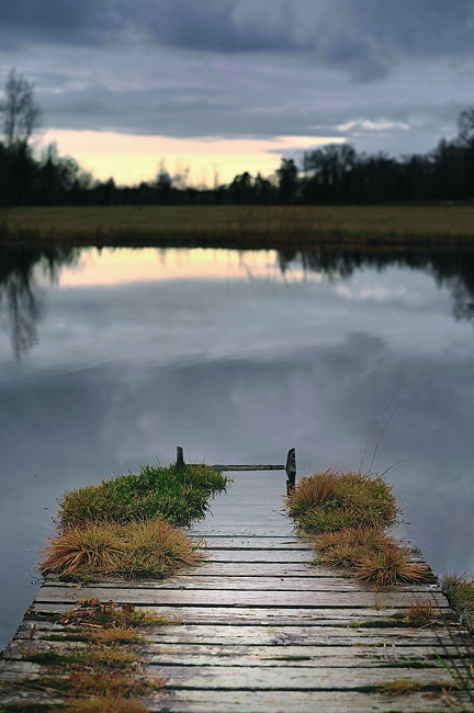 Autumnal pier