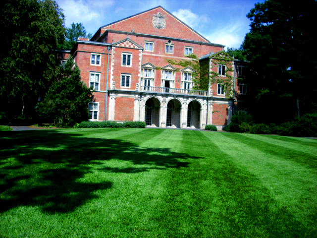 alumnae hall quad