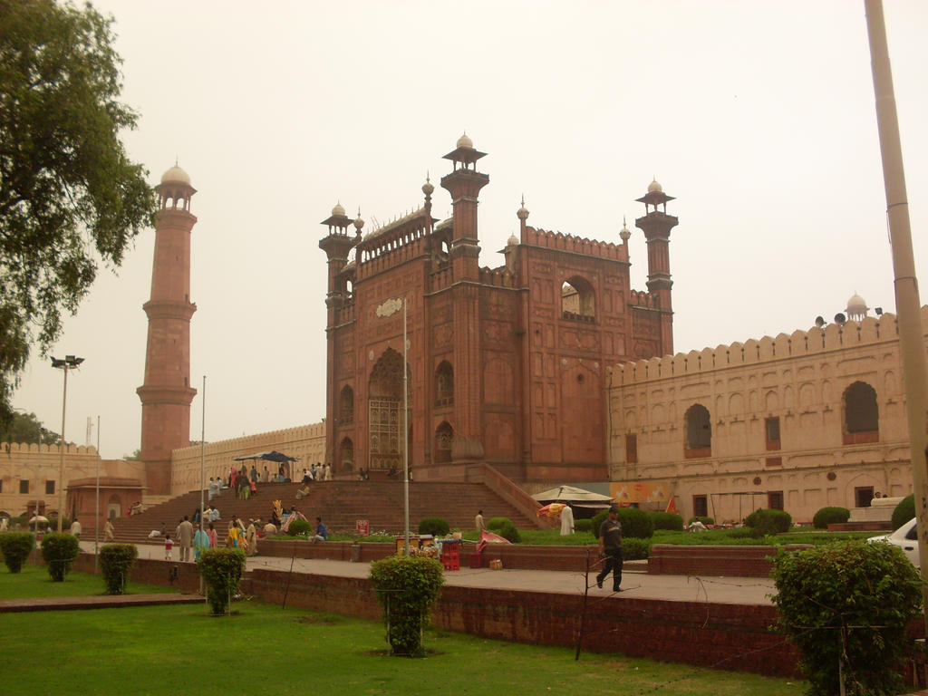 Badshahi Mosque