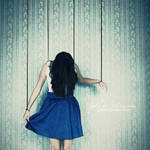 Play by Julie-de-Waroquier