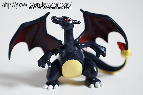Shiny charizard outlet figure