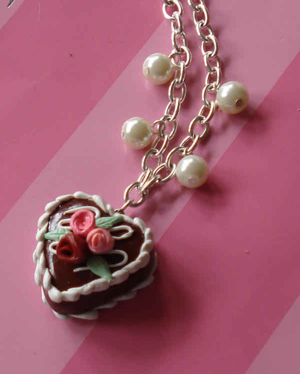 Choco Heart Cake Necklace