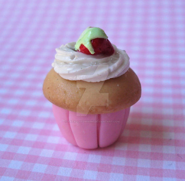 Strawberry Daiquiri Cupcake 2