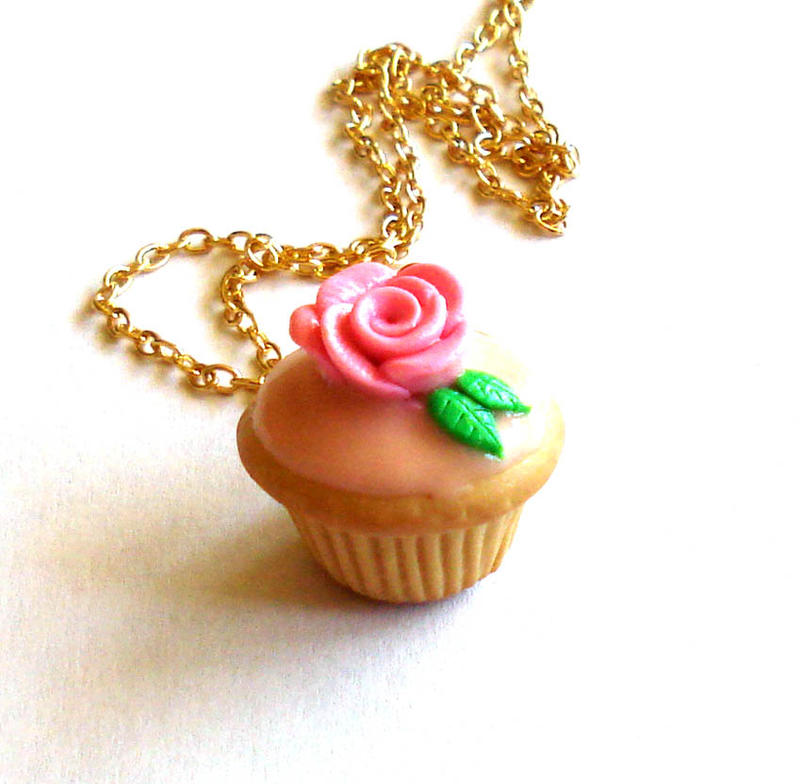 Scented Rose Cupcake Necklace