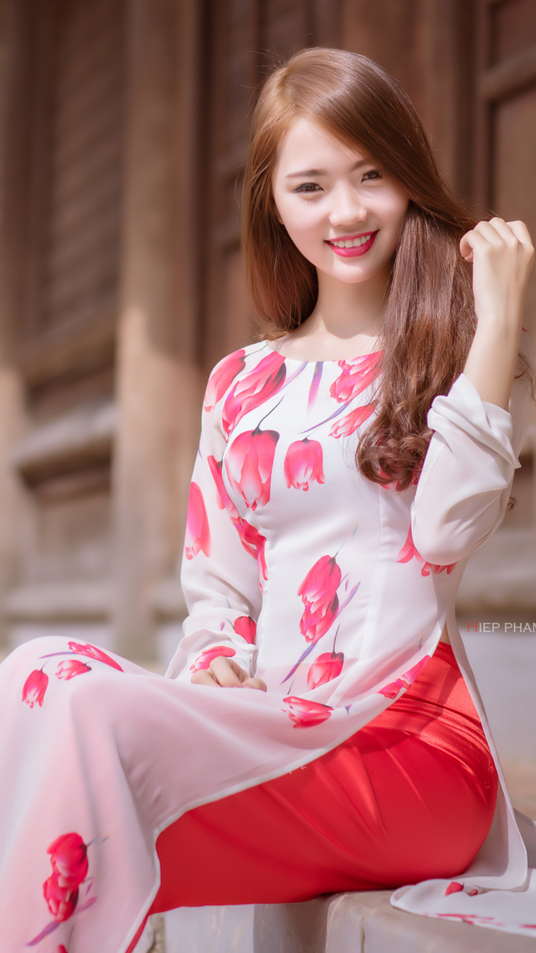 Vietnemese_women....traditional_AoDai-0da10