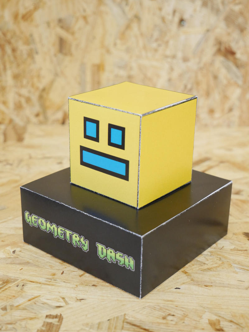 Geometry Dash: Cube by Popeye2013 on DeviantArt