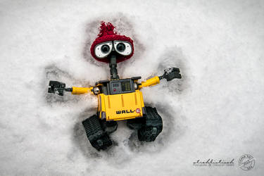 Snow Angel- Wall.E