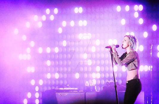 Leeds 2014 - Paramore 5