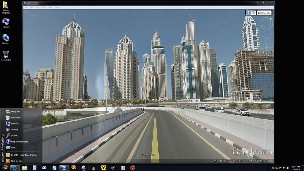 Windows 7 on Nanook - Eskimo in Dubai 3