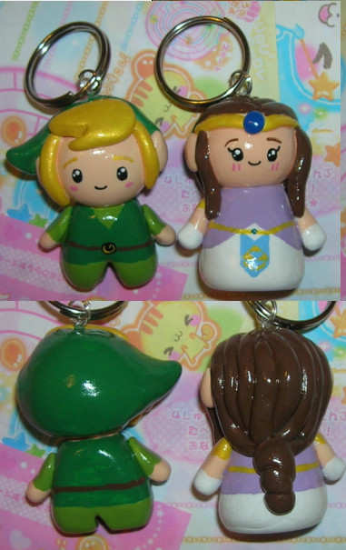 Chibi Link and Zelda keychains