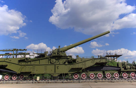 TM-3-12 Russian railway gun.