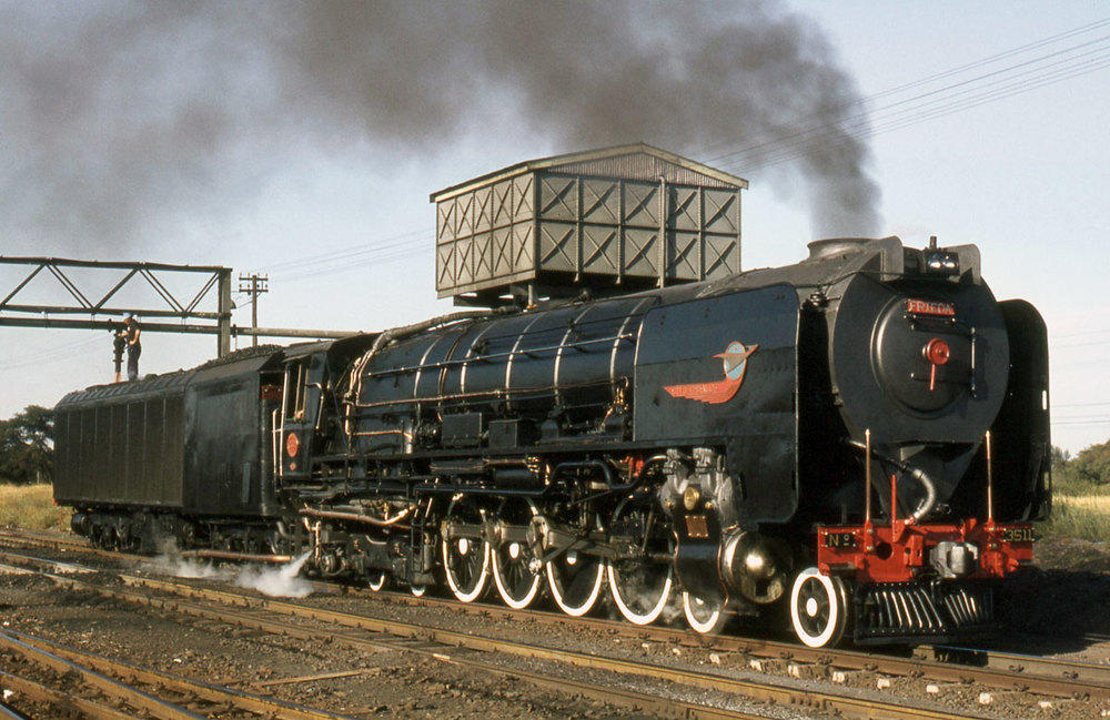 South African Railways (SAR) Class 25 steam loco. by FutureWGworker on ...