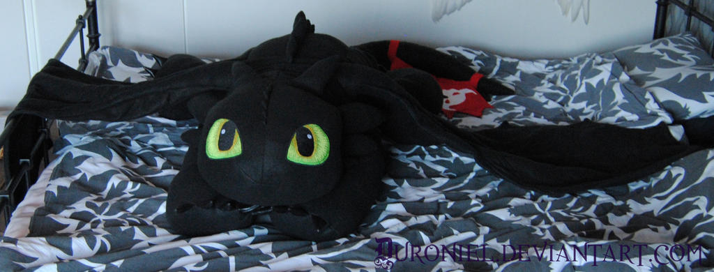 Toothless plushie by Duroniel on DeviantArt