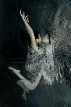 Underwater Fashion 1