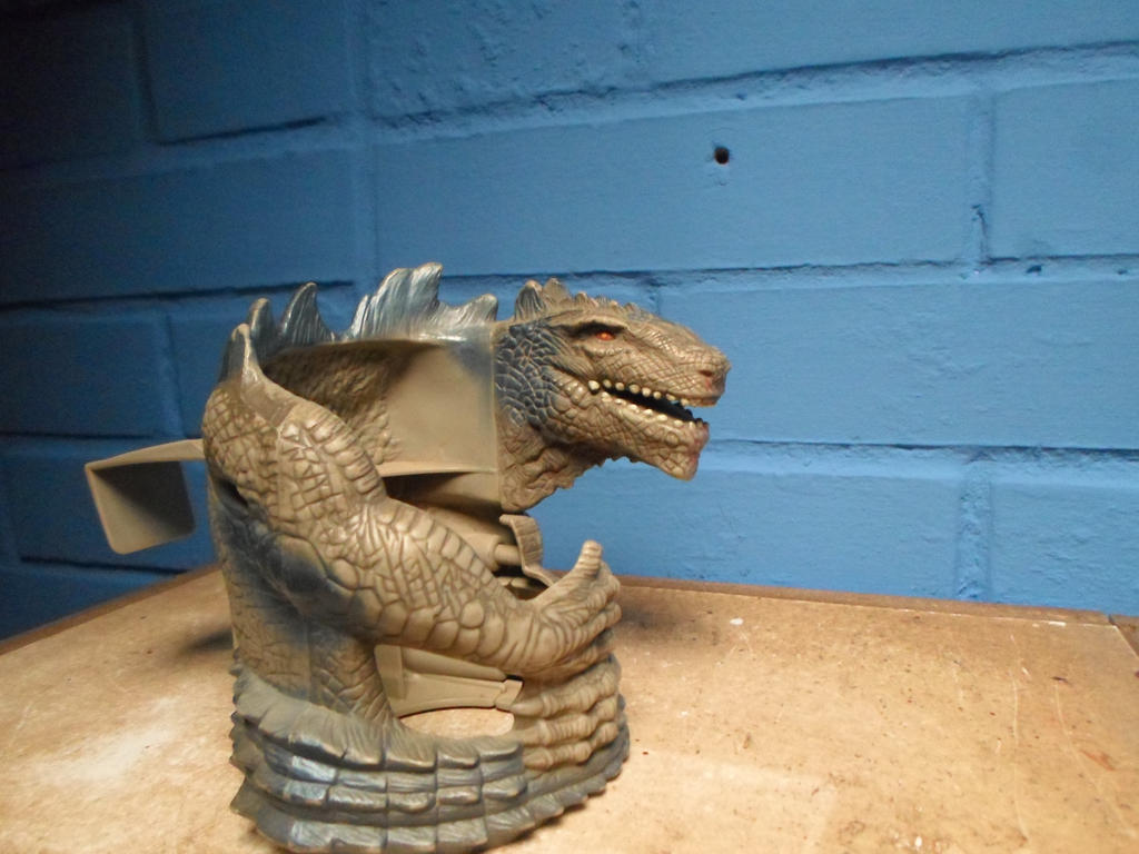 My Godzilla's cup holder (3)