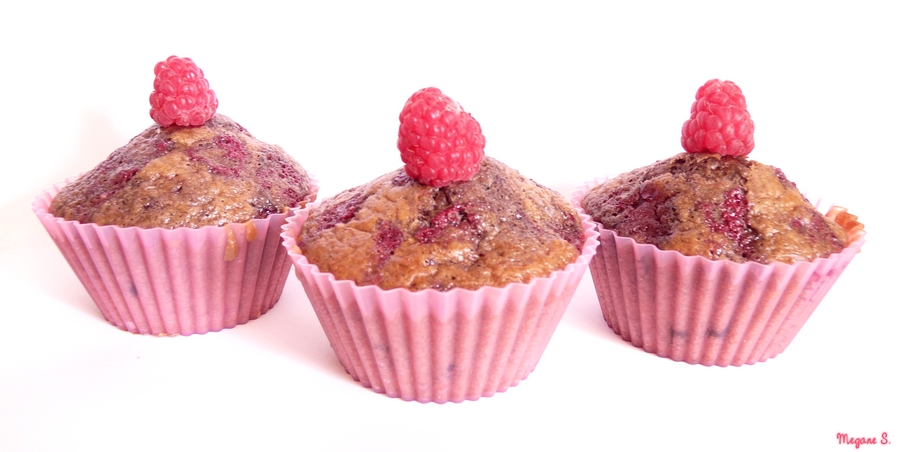 .raspberries muffins.