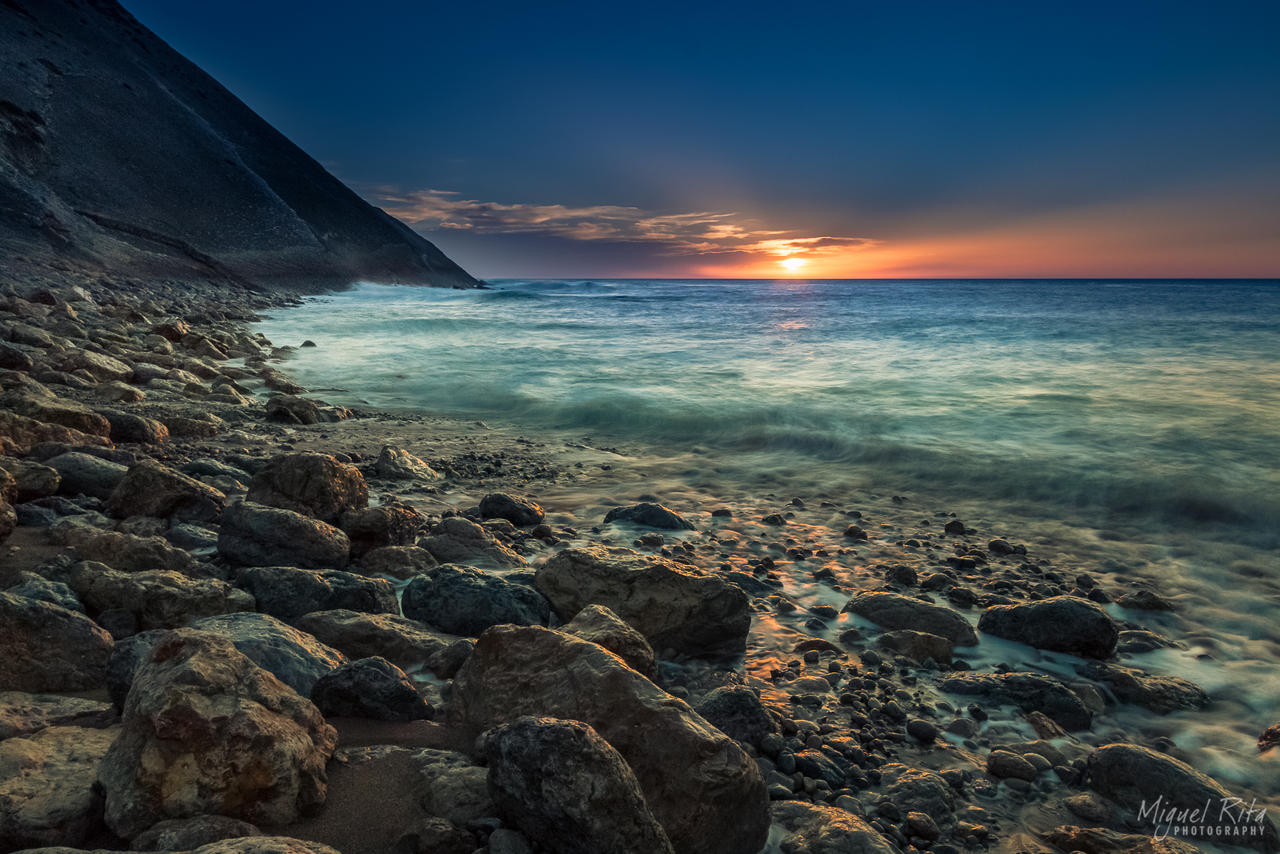 Here Comes The Night Time