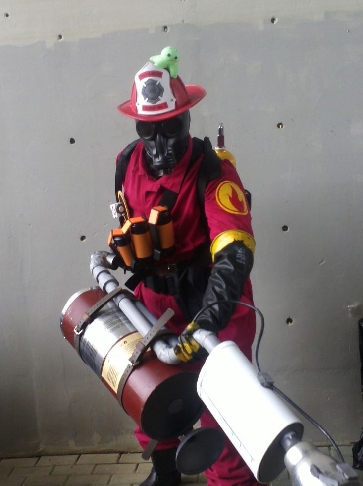 Team Fortress 2 - Pyro by Iron-Witch on DeviantArt